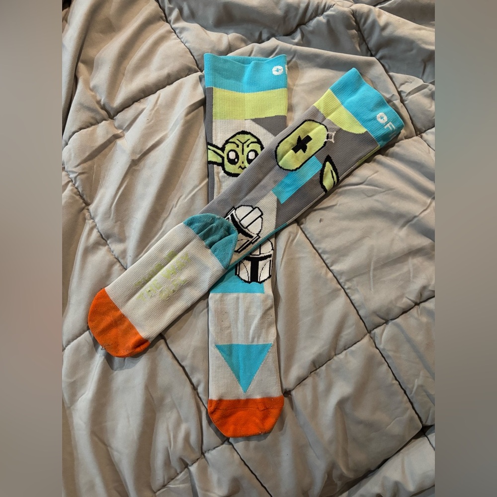 Figs Scrubs Women’s Star Wars “This is the Way” Mandalorian Compression Socks